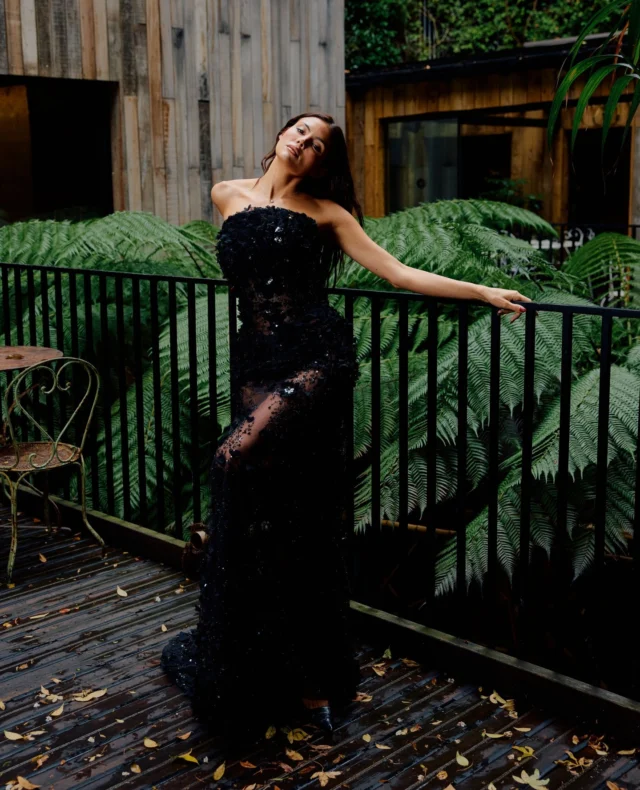 Jurema Terrace holding onto the last golden days before it transforms into the Winter Garden. ⁠
⁠
A quiet pause between seasons.⁠
⁠
Dress Designer @saraanyaaaa⁠
Muse @hollyscarfone